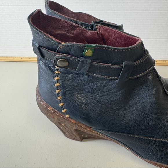 El Naturalista Women's Leather Lagenlook Black Winter Wedge Boots  Size 41 - Picture 11 of 16